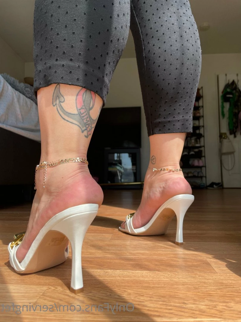 SERVINGBAREFEET [ servingfet ] Onlyfans leaked photo 5077083 on Hotleaks.tv