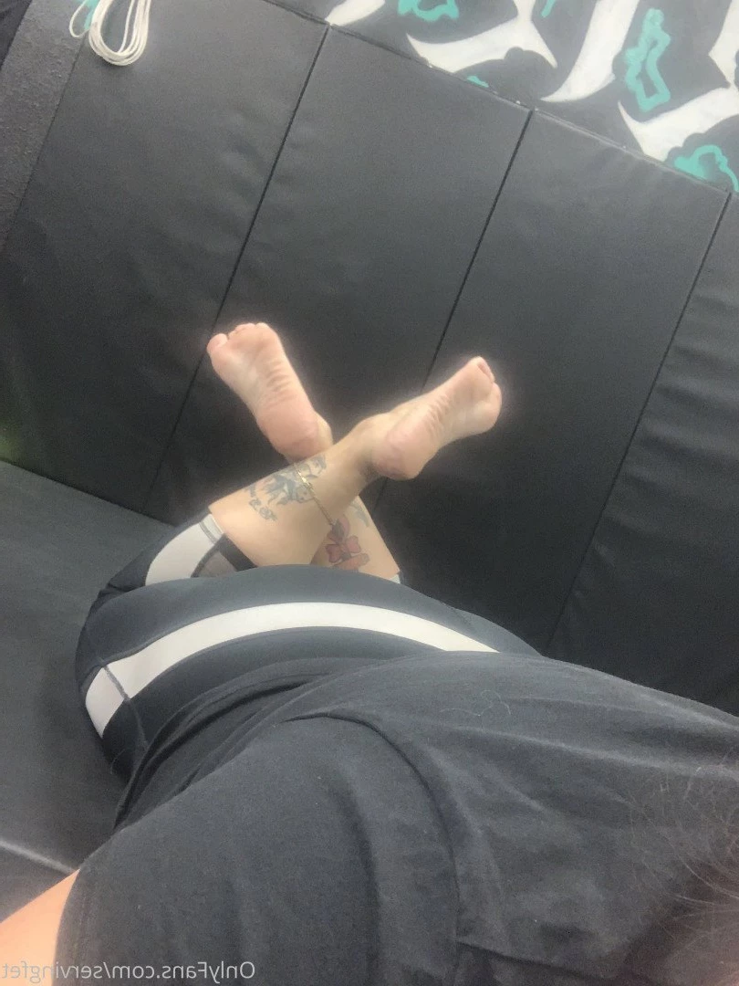 SERVINGBAREFEET [ servingfet ] Onlyfans leaked photo 5077446 on Hotleaks.tv