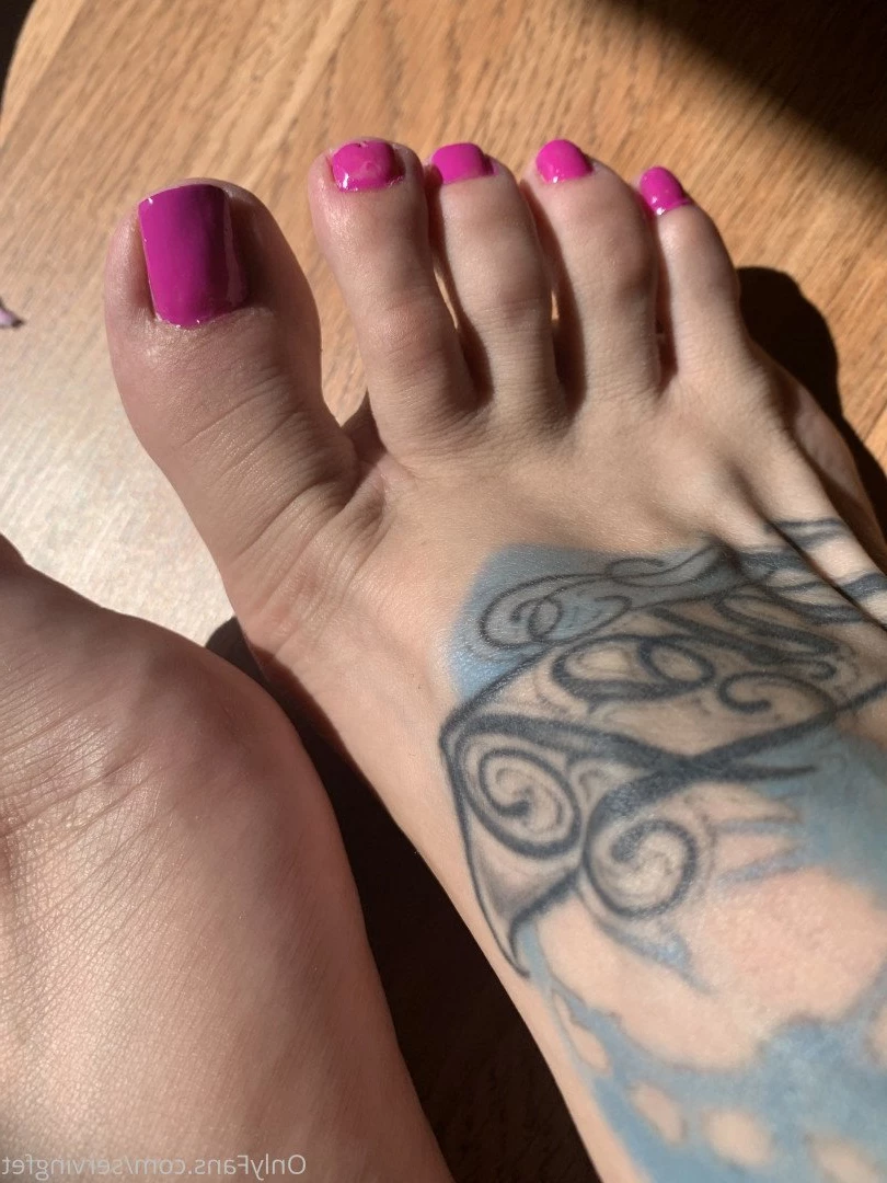 SERVINGBAREFEET [ servingfet ] Onlyfans leaked photo 5077736 on Hotleaks.tv