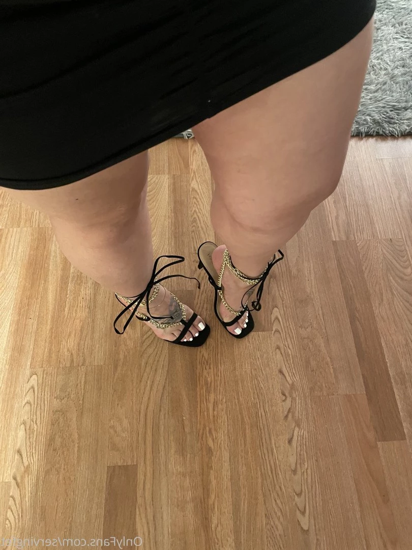 SERVINGBAREFEET [ servingfet ] Onlyfans leaked photo 5077923 on Hotleaks.tv