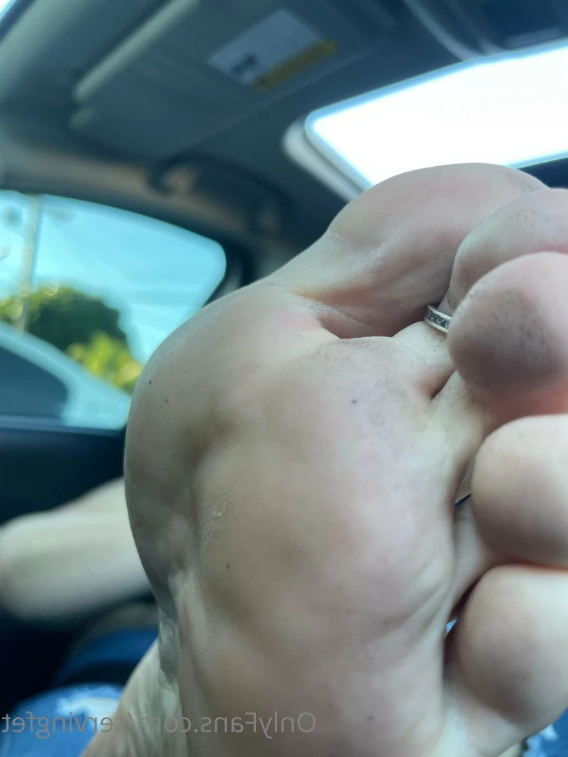 SERVINGBAREFEET [ servingfet ] Onlyfans leaked photo 5078164 on Hotleaks.tv