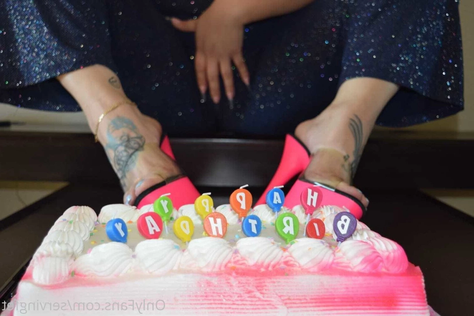 SERVINGBAREFEET [ servingfet ] Onlyfans leaked photo 5079121 on Hotleaks.tv