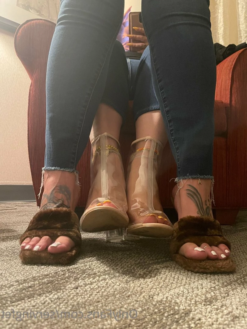 SERVINGBAREFEET [ servingfet ] Onlyfans leaked photo 5079296 on Hotleaks.tv