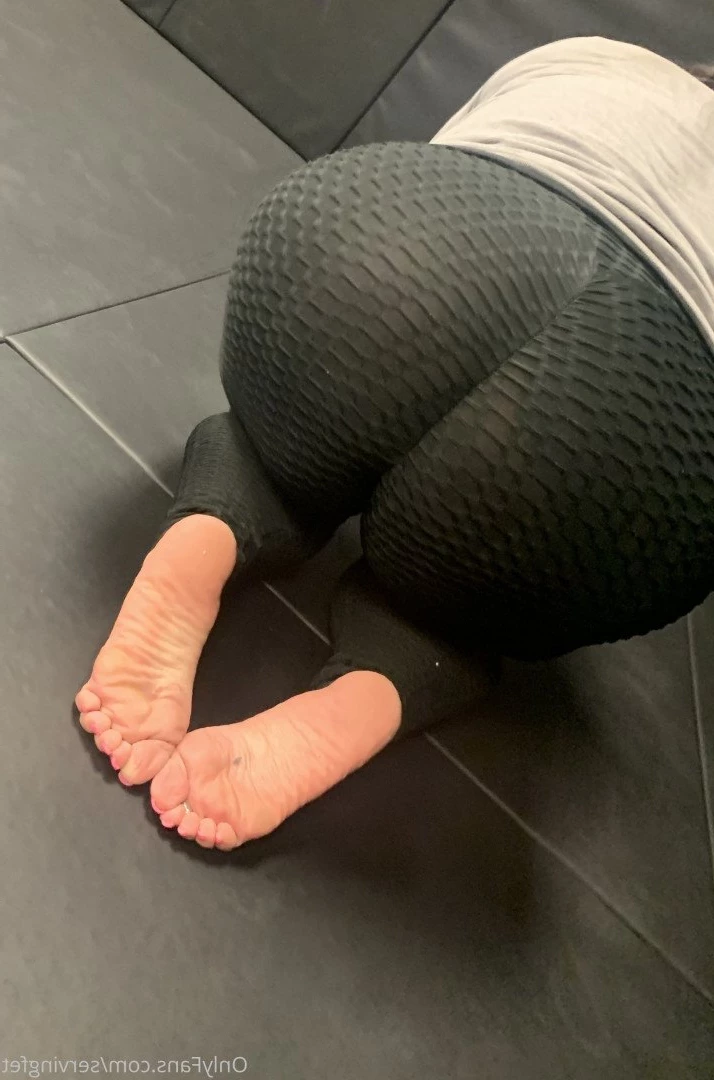 SERVINGBAREFEET [ servingfet ] Onlyfans leaked photo 5079626 on Hotleaks.tv