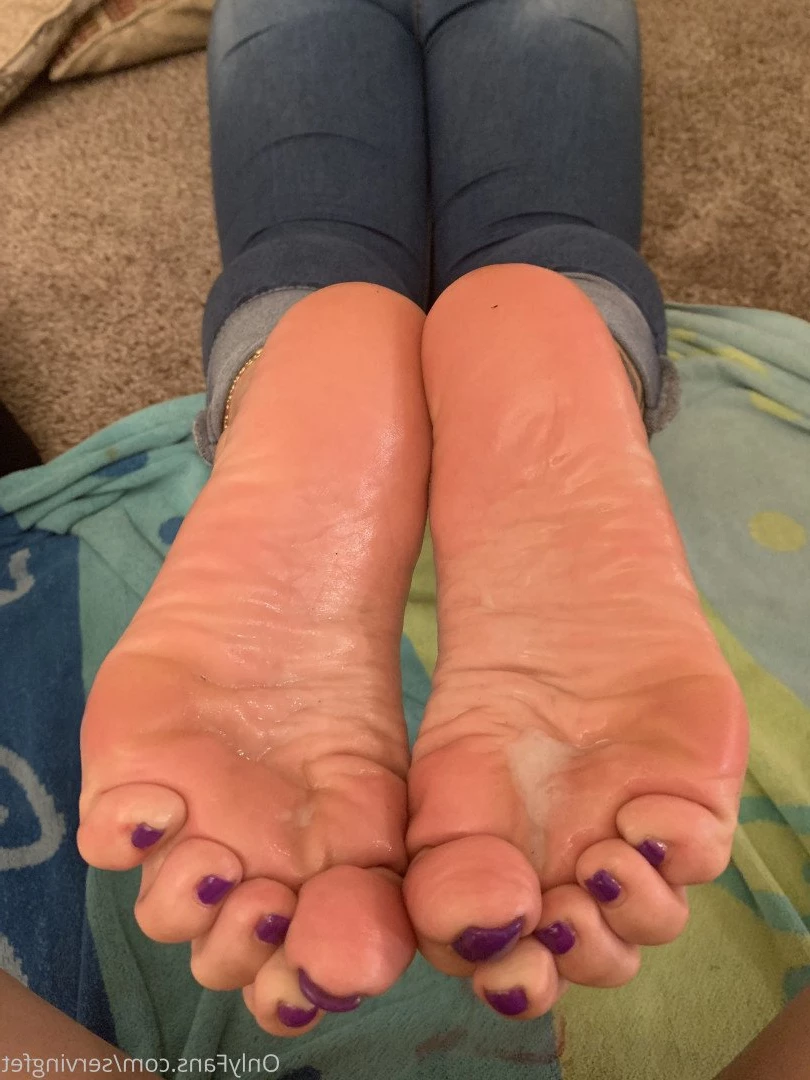 SERVINGBAREFEET [ servingfet ] Onlyfans leaked photo 5080350 on Hotleaks.tv