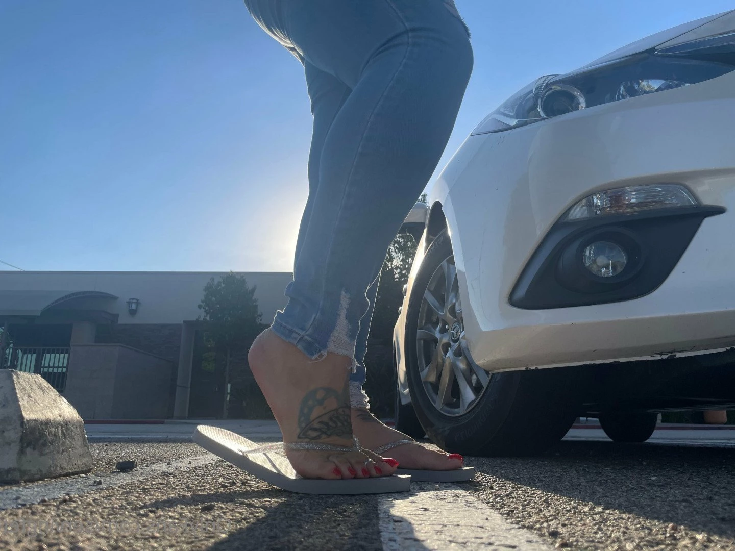 SERVINGBAREFEET [ servingfet ] Onlyfans leaked photo 5081685 on Hotleaks.tv