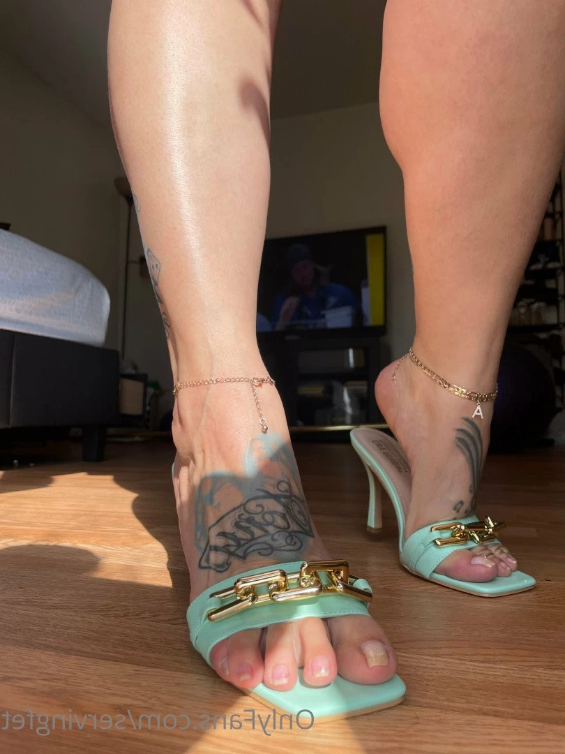 SERVINGBAREFEET [ servingfet ] Onlyfans leaked photo 5082335 on Hotleaks.tv