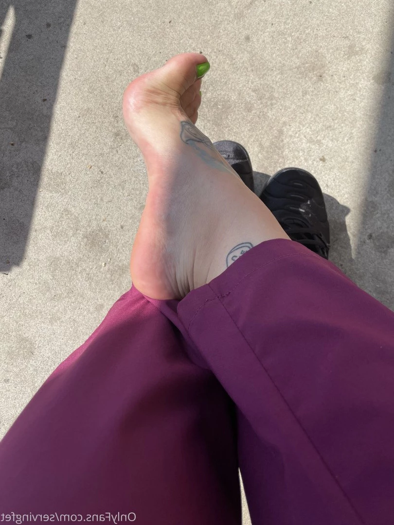 SERVINGBAREFEET [ servingfet ] Onlyfans leaked photo 5082455 on Hotleaks.tv