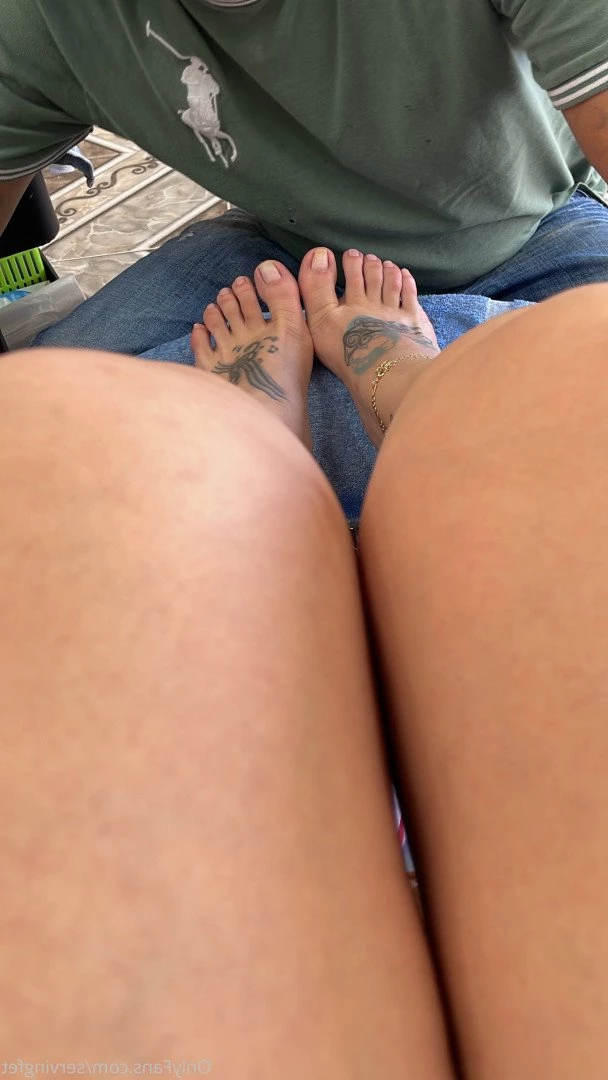 SERVINGBAREFEET [ servingfet ] Onlyfans leaked photo 5082850 on Hotleaks.tv