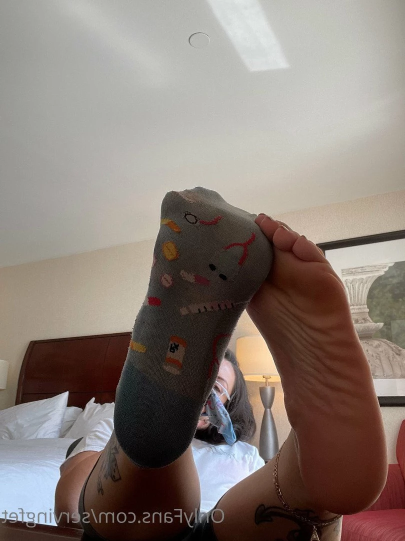 SERVINGBAREFEET [ servingfet ] Onlyfans leaked photo 5083196 on Hotleaks.tv
