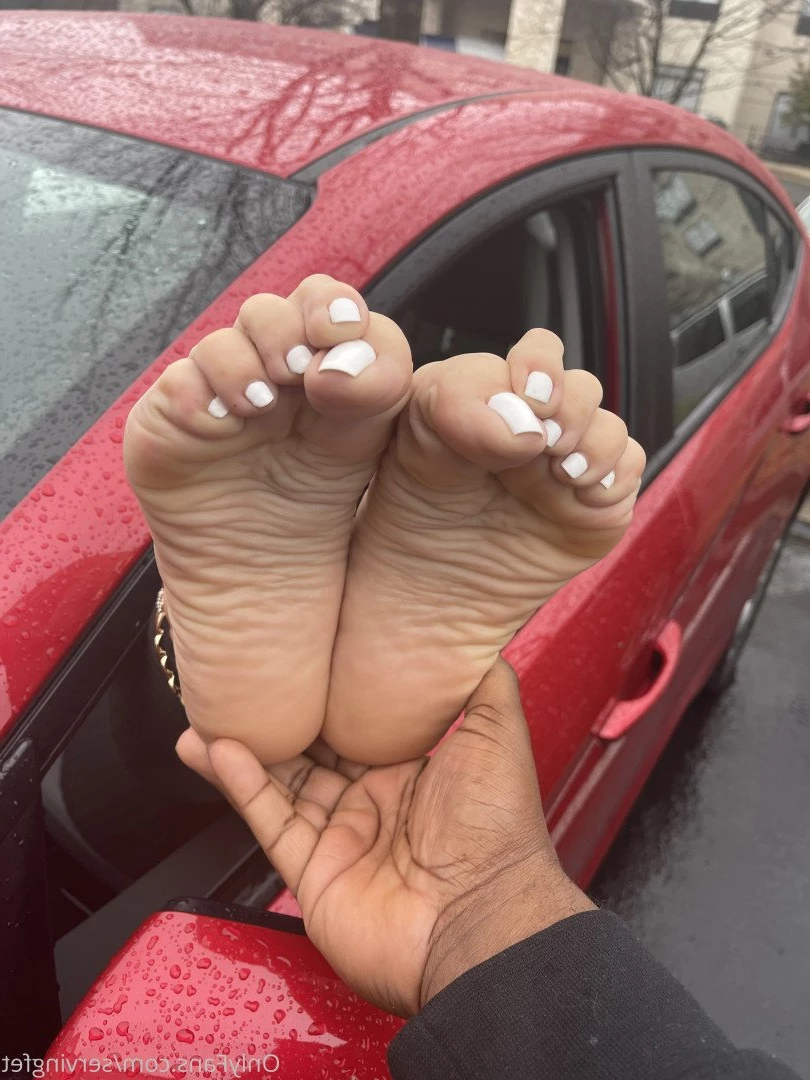 SERVINGBAREFEET [ servingfet ] Onlyfans leaked photo 5083568 on Hotleaks.tv