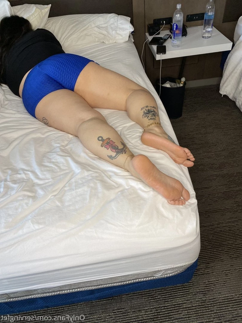 SERVINGBAREFEET [ servingfet ] Onlyfans leaked photo 5084229 on Hotleaks.tv