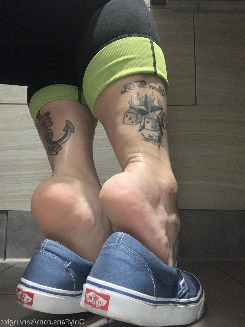 SERVINGBAREFEET [ servingfet ] Onlyfans leaked photo 5085256 on Hotleaks.tv