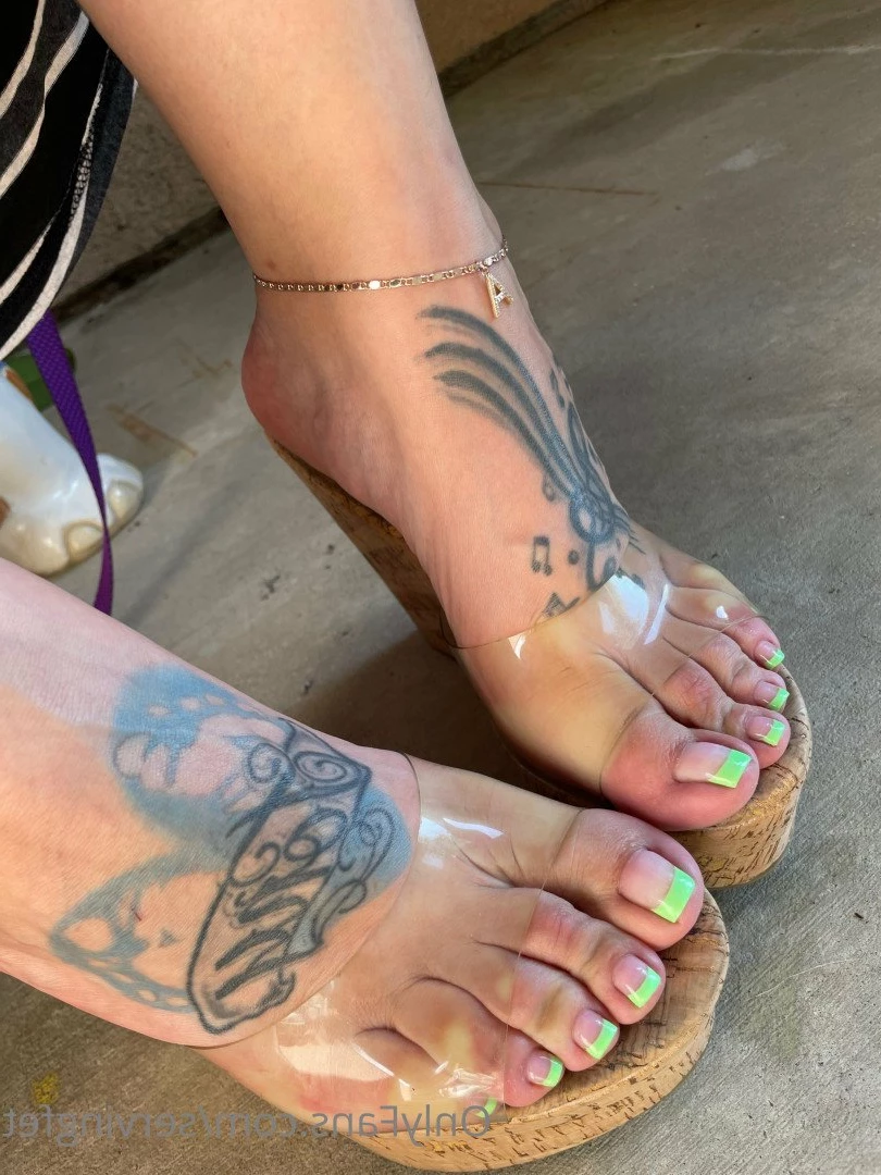 SERVINGBAREFEET [ servingfet ] Onlyfans leaked photo 5085513 on Hotleaks.tv