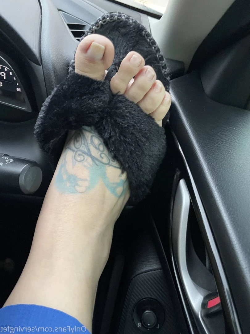 SERVINGBAREFEET [ servingfet ] Onlyfans leaked photo 5085859 on Hotleaks.tv