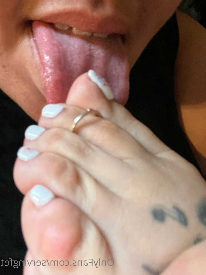 SERVINGBAREFEET [ servingfet ] Onlyfans leaked photo 5086096 on Hotleaks.tv