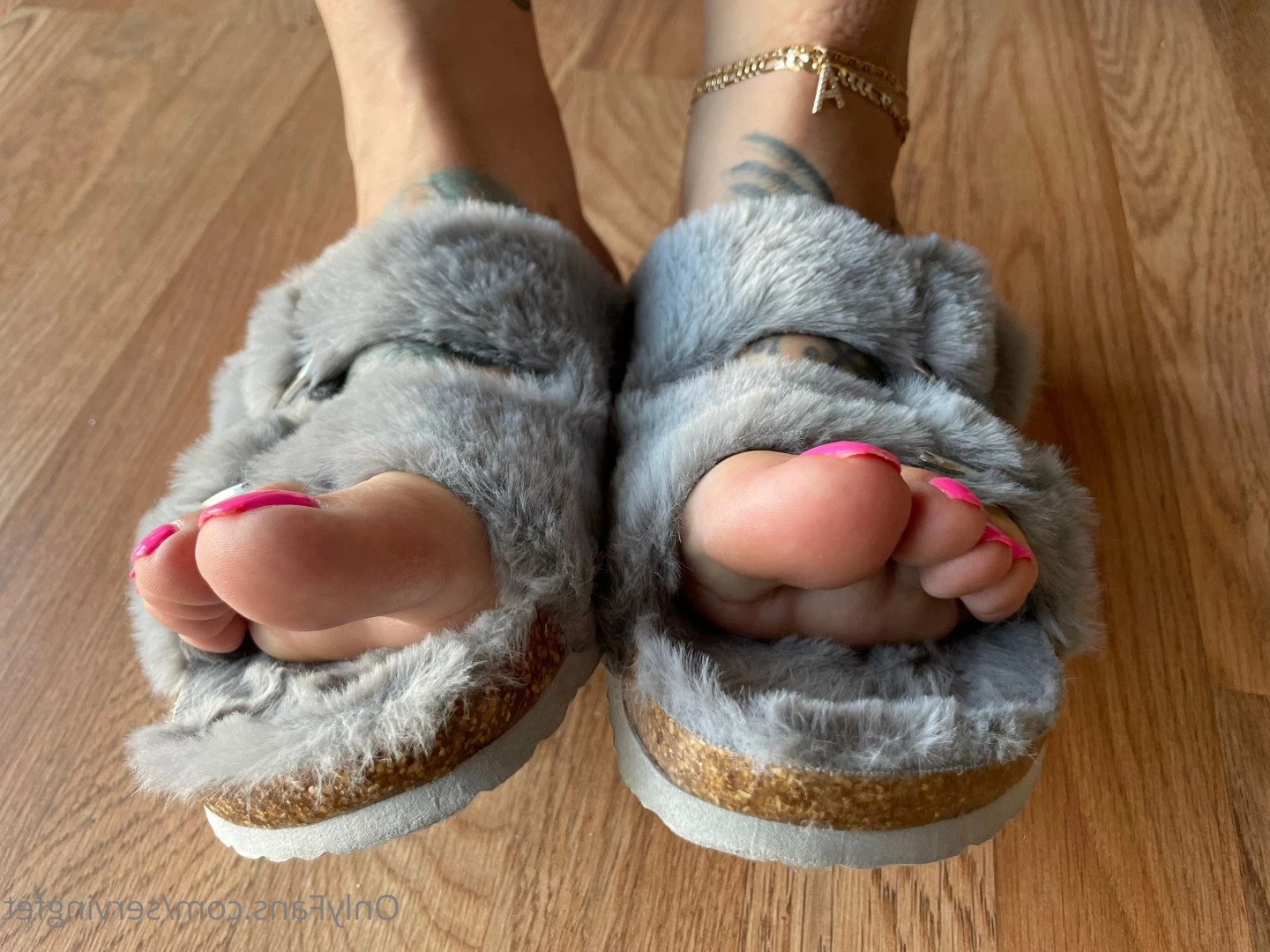 SERVINGBAREFEET [ servingfet ] Onlyfans leaked photo 5087740 on Hotleaks.tv