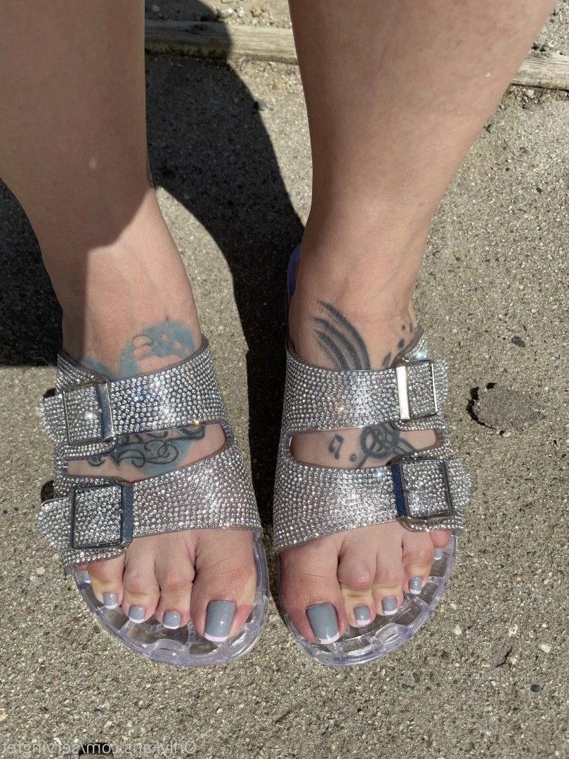 SERVINGBAREFEET [ servingfet ] Onlyfans leaked photo 5087855 on Hotleaks.tv