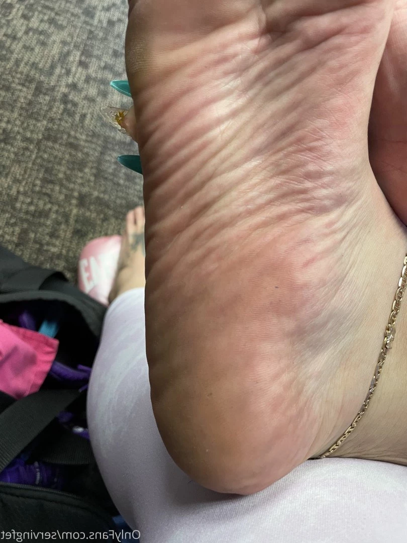 SERVINGBAREFEET [ servingfet ] Onlyfans leaked photo 5088800 on Hotleaks.tv