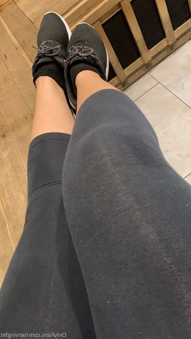 SERVINGBAREFEET [ servingfet ] Onlyfans leaked photo 5089517 on Hotleaks.tv