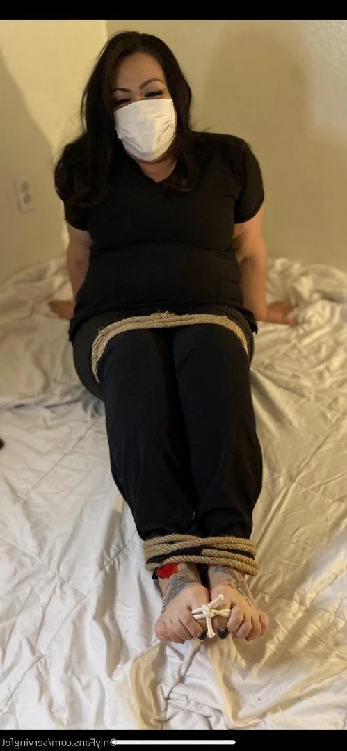 SERVINGBAREFEET [ servingfet ] Onlyfans leaked photo 5090412 on Hotleaks.tv