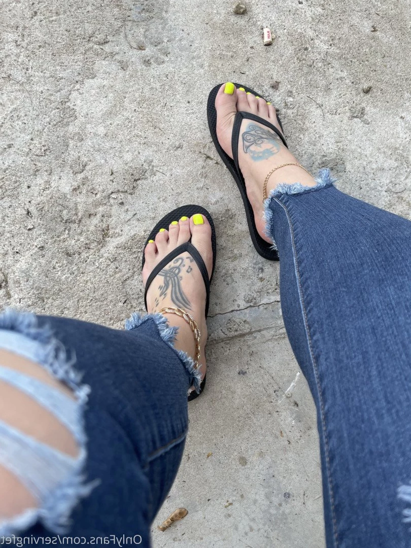 SERVINGBAREFEET [ servingfet ] Onlyfans leaked photo 5090800 on Hotleaks.tv