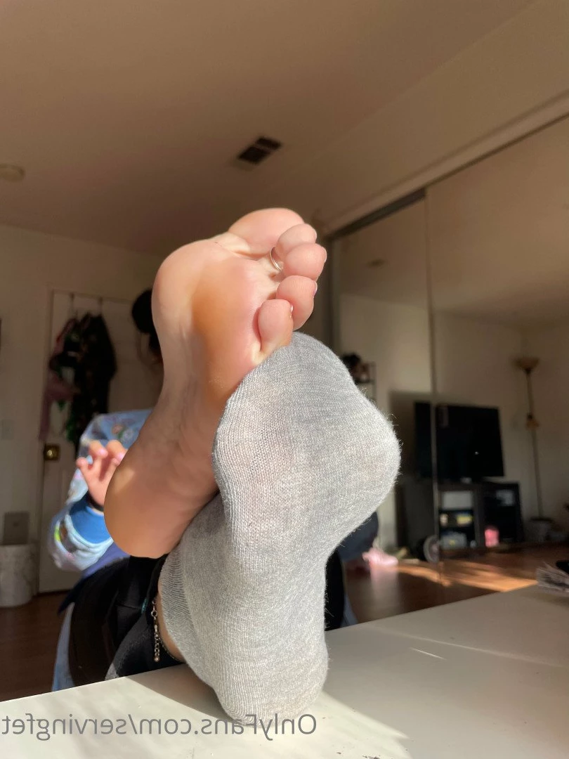 SERVINGBAREFEET [ servingfet ] Onlyfans leaked photo 5092778 on Hotleaks.tv