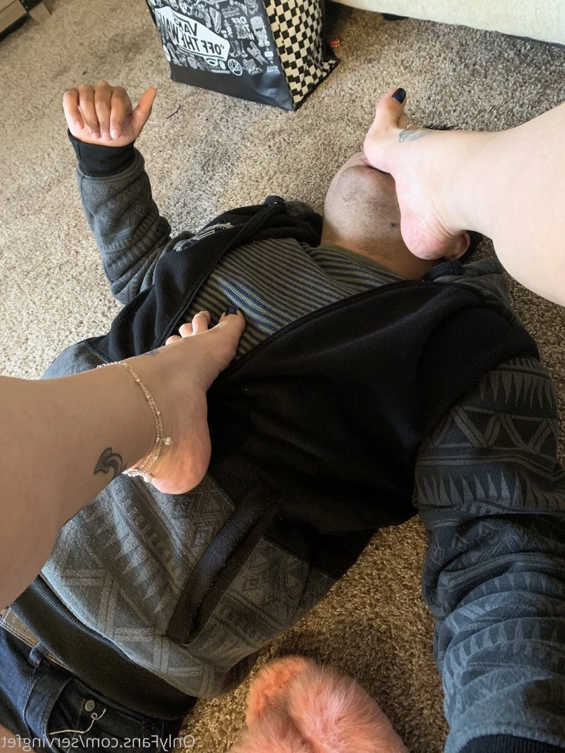 SERVINGBAREFEET [ servingfet ] Onlyfans leaked photo 5094933 on Hotleaks.tv
