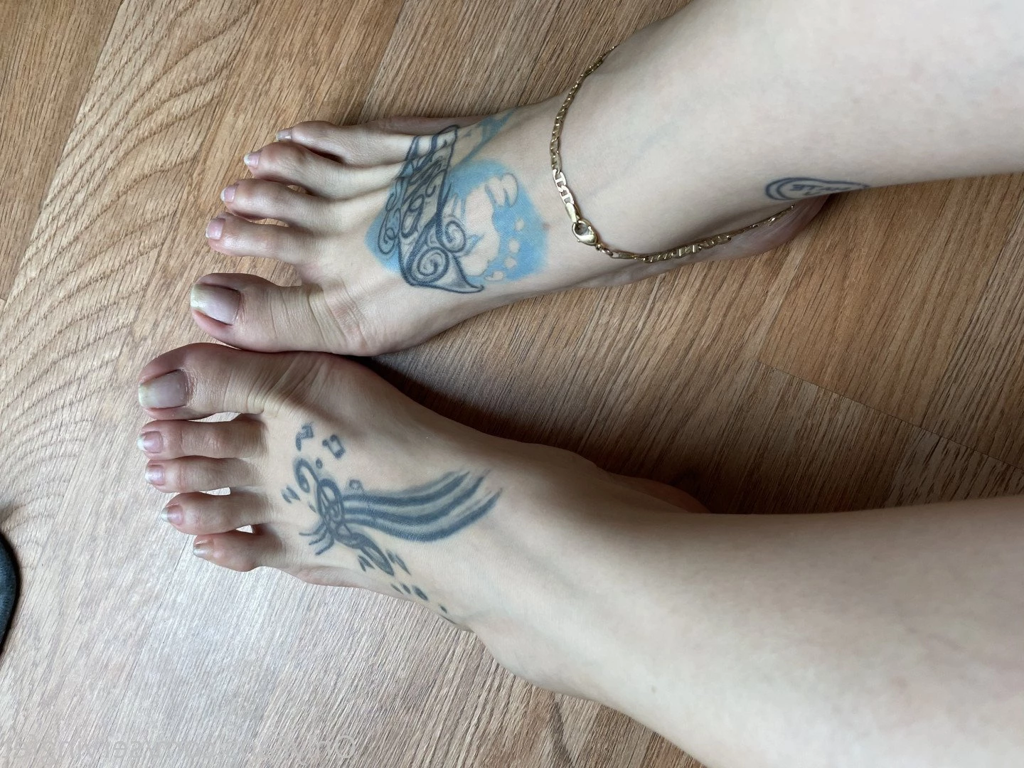 SERVINGBAREFEET [ servingfet ] Onlyfans leaked photo 5095212 on Hotleaks.tv