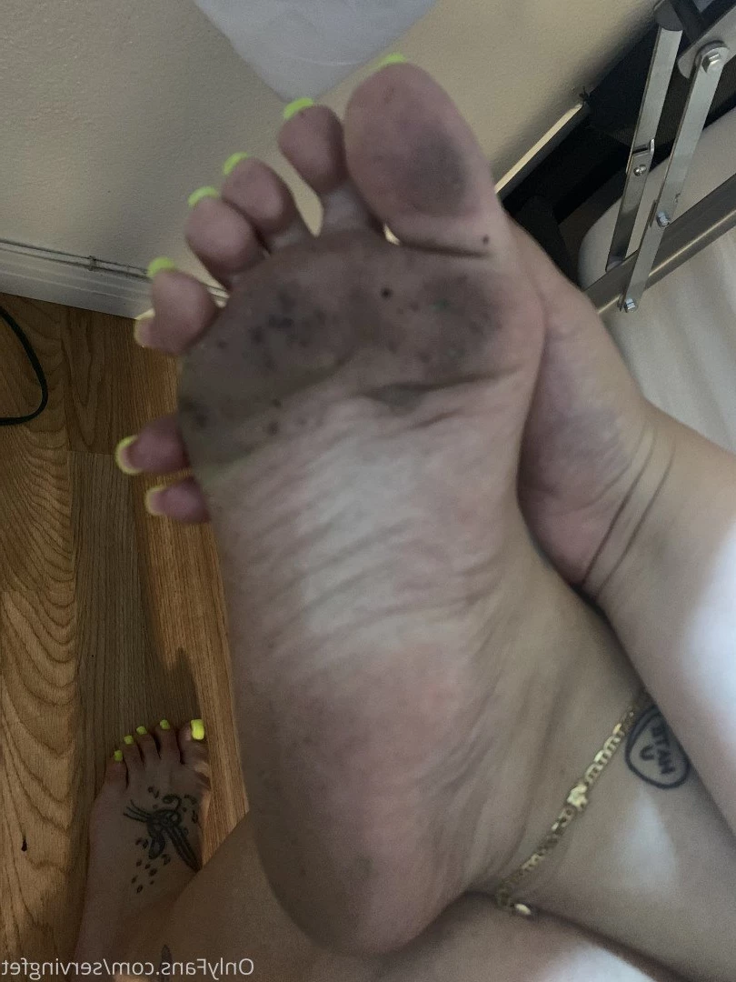 SERVINGBAREFEET [ servingfet ] Onlyfans leaked photo 5095587 on Hotleaks.tv
