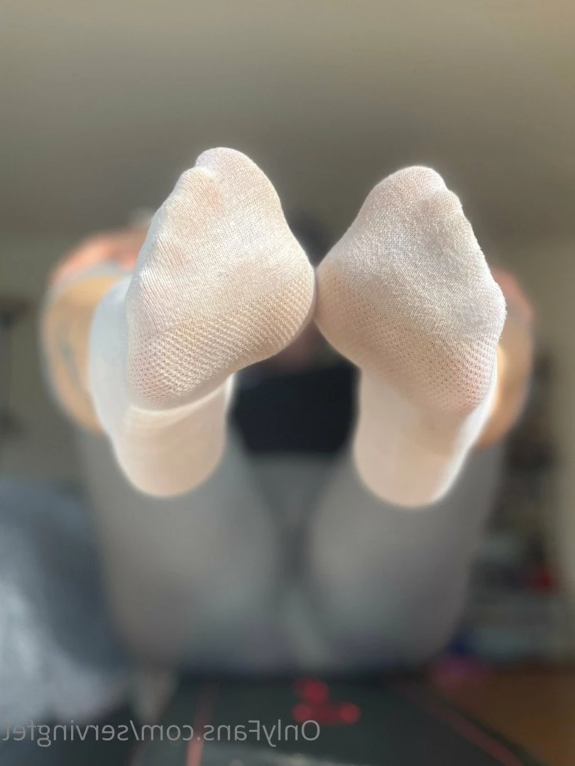 SERVINGBAREFEET [ servingfet ] Onlyfans leaked photo 5096213 on Hotleaks.tv