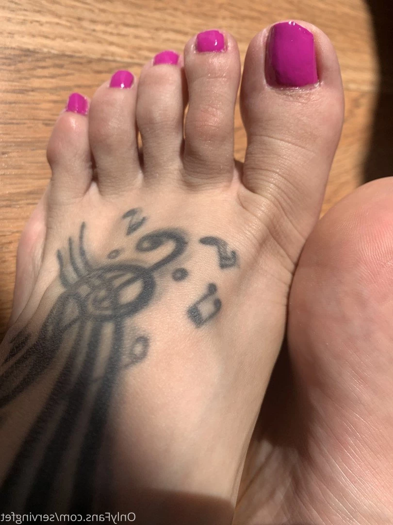 SERVINGBAREFEET [ servingfet ] Onlyfans leaked photo 5096599 on Hotleaks.tv