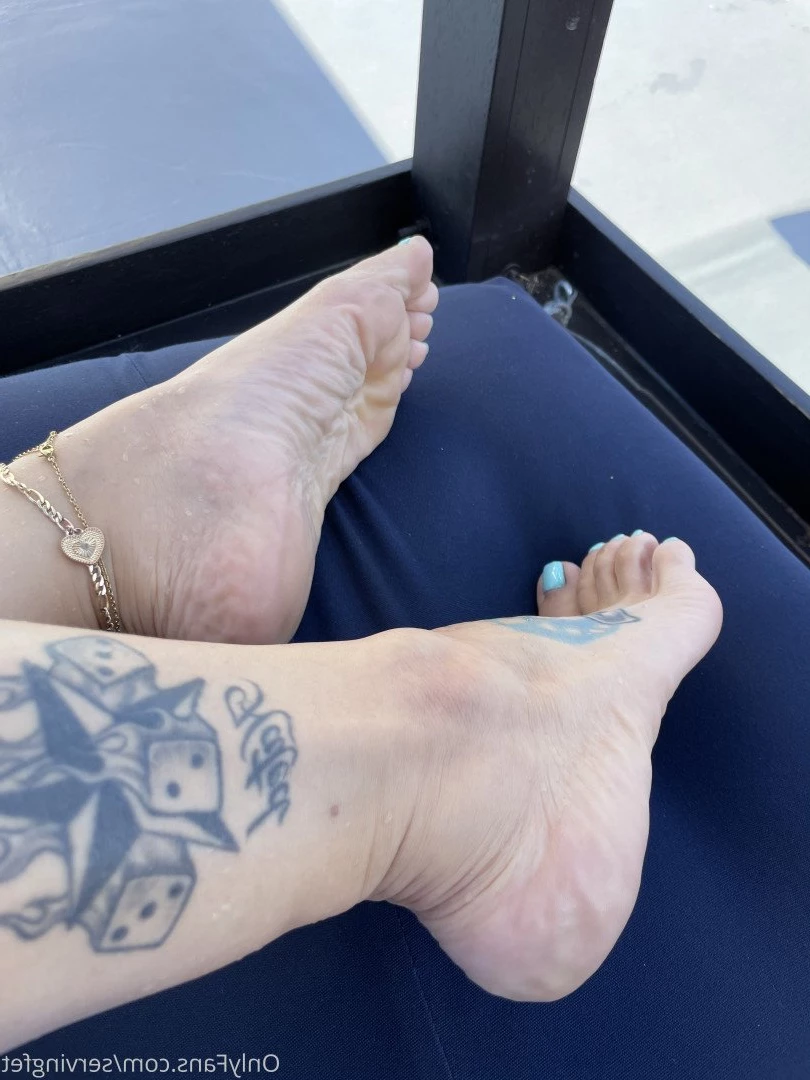 SERVINGBAREFEET [ servingfet ] Onlyfans leaked photo 5097059 on Hotleaks.tv
