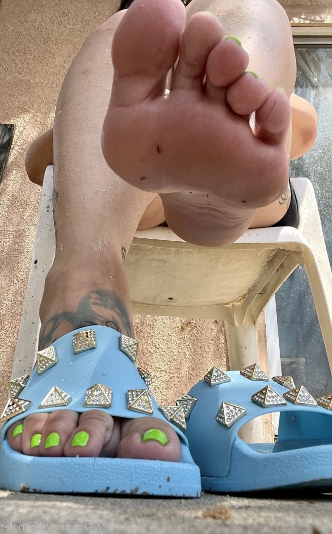SERVINGBAREFEET [ servingfet ] Onlyfans leaked photo 5097363 on Hotleaks.tv