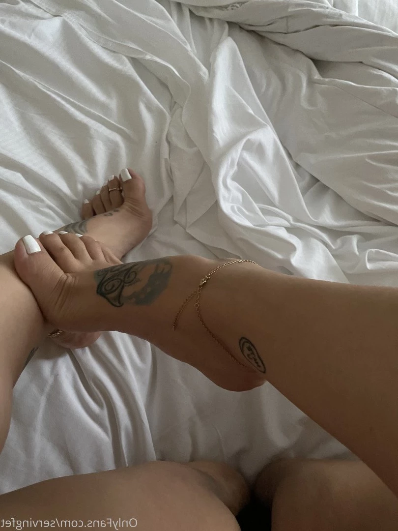 SERVINGBAREFEET [ servingfet ] Onlyfans leaked photo 5097550 on Hotleaks.tv