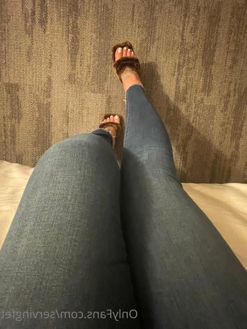 SERVINGBAREFEET [ servingfet ] Onlyfans leaked photo 5097794 on Hotleaks.tv