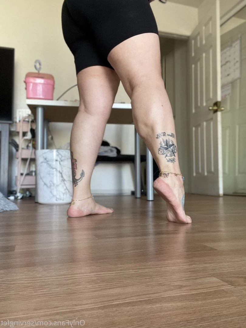 SERVINGBAREFEET [ servingfet ] Onlyfans leaked photo 5098237 on Hotleaks.tv