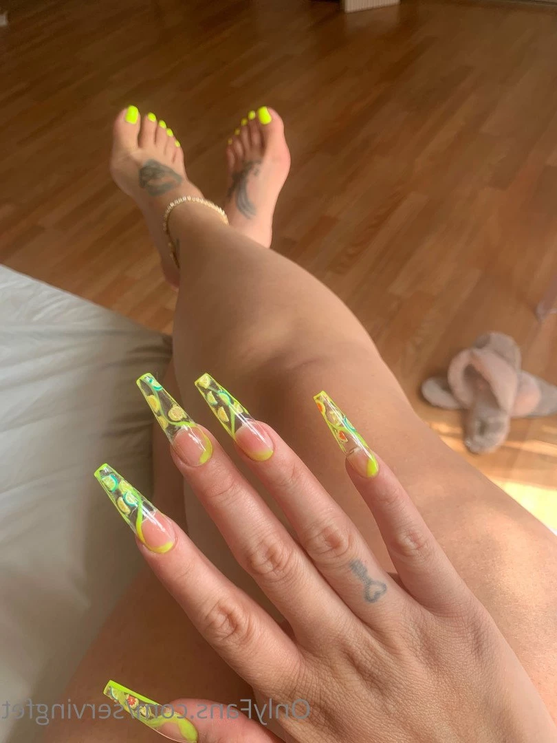 SERVINGBAREFEET [ servingfet ] Onlyfans leaked photo 5098261 on Hotleaks.tv