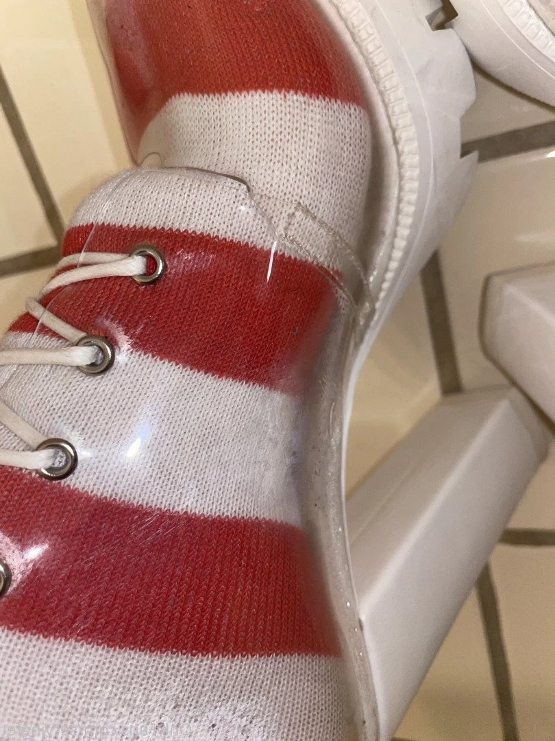 SERVINGBAREFEET [ servingfet ] Onlyfans leaked photo 5098744 on Hotleaks.tv