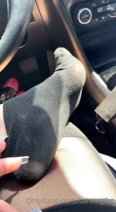 SERVINGBAREFEET [ servingfet ] Onlyfans leaked video 5343989 on Hotleaks.tv