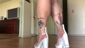 SERVINGBAREFEET [ servingfet ] Onlyfans leaked video 5344118 on Hotleaks.tv