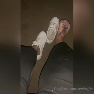 SERVINGBAREFEET [ servingfet ] Onlyfans leaked video 5344249 on Hotleaks.tv