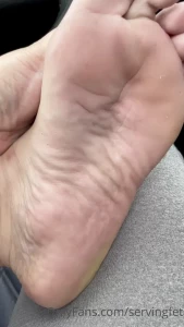 SERVINGBAREFEET [ servingfet ] Onlyfans leaked video 5344435 on Hotleaks.tv