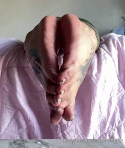 SERVINGBAREFEET [ servingfet ] Onlyfans leaked video 5344474 on Hotleaks.tv