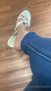 SERVINGBAREFEET [ servingfet ] Onlyfans leaked video 5344563 on Hotleaks.tv