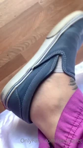SERVINGBAREFEET [ servingfet ] Onlyfans leaked video 5344689 on Hotleaks.tv