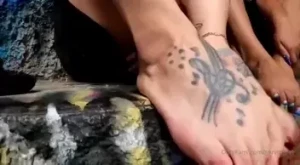 SERVINGBAREFEET [ servingfet ] Onlyfans leaked video 5345138 on Hotleaks.tv