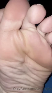 SERVINGBAREFEET [ servingfet ] Onlyfans leaked video 5345504 on Hotleaks.tv