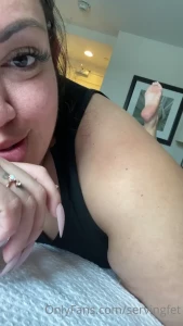 SERVINGBAREFEET [ servingfet ] Onlyfans leaked video 5345618 on Hotleaks.tv