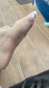 SERVINGBAREFEET [ servingfet ] Onlyfans leaked video 5345759 on Hotleaks.tv